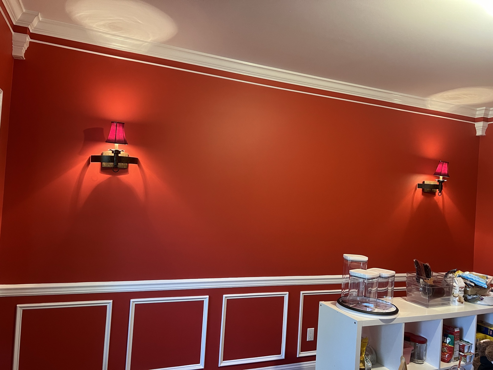 Interior room painting - clean finish by J&B Painting